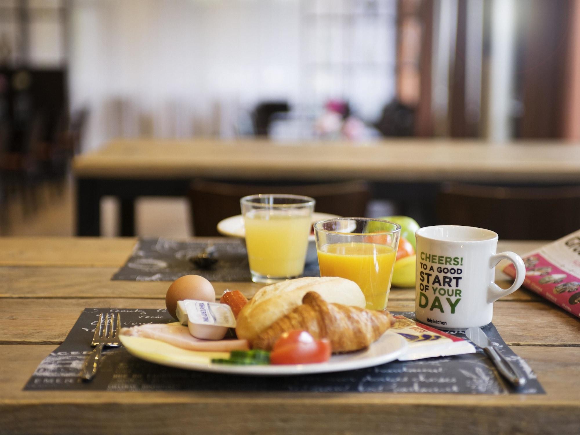 Hotel Ibis Rotterdam 3*