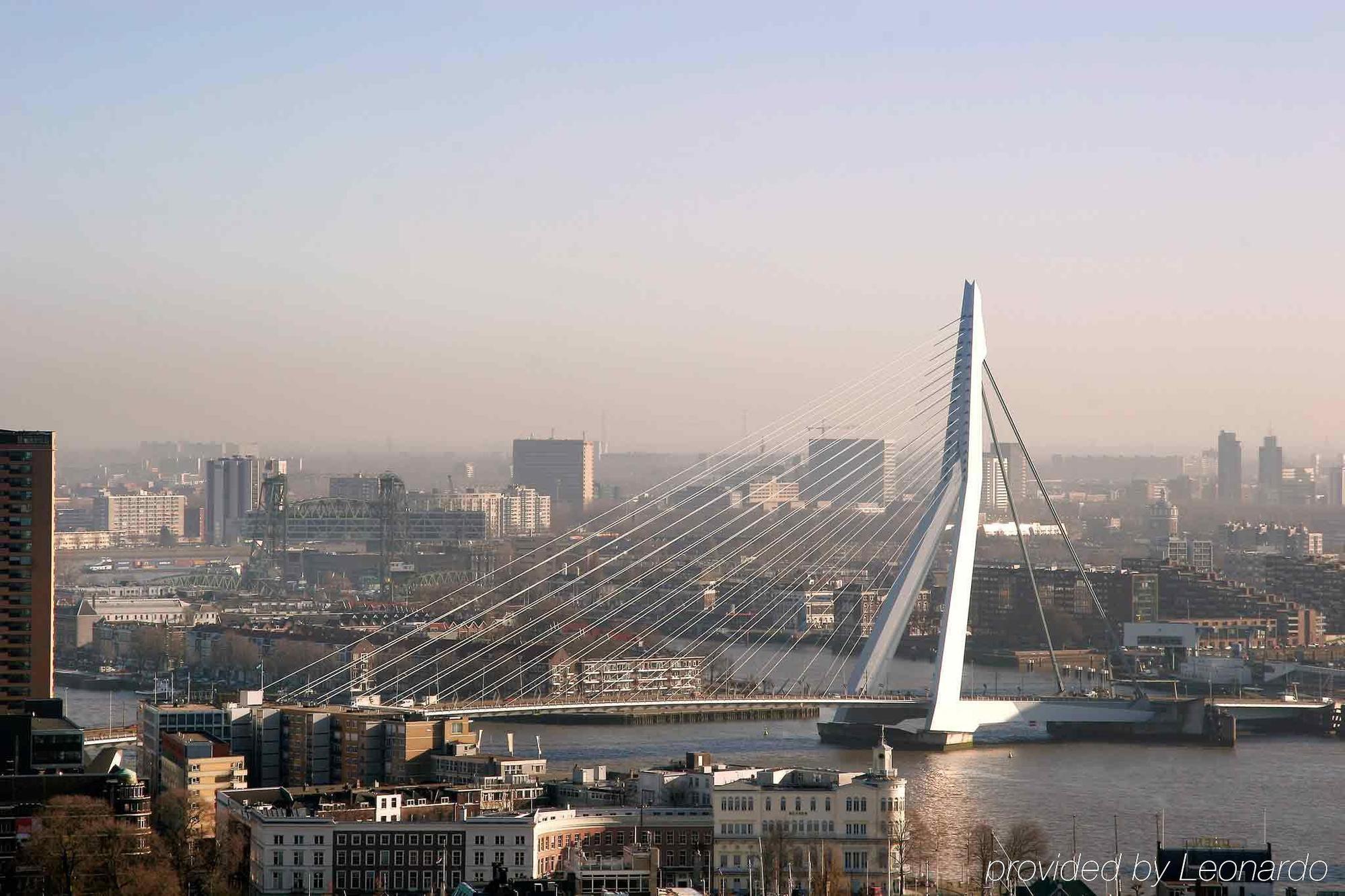 Hotel Ibis Rotterdam 3*