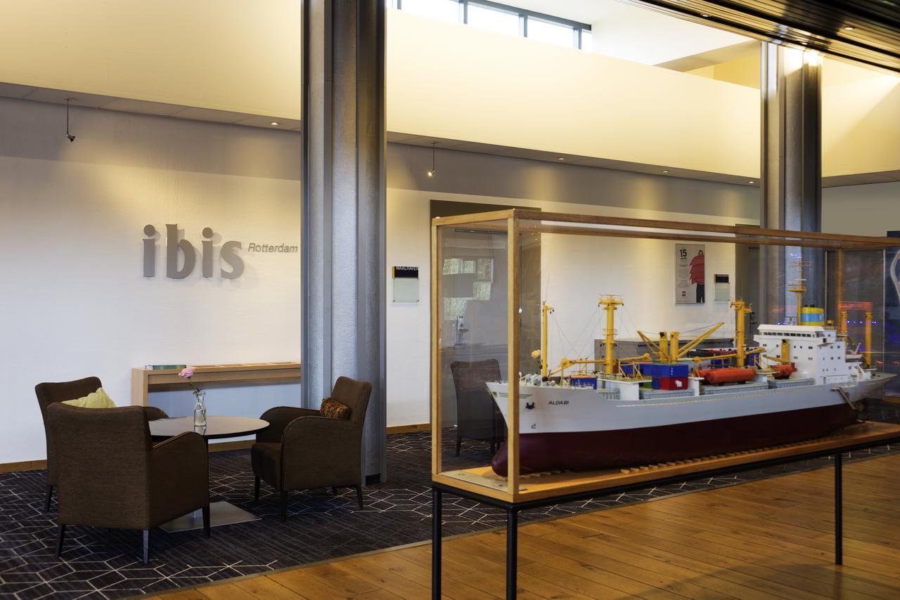 Hotel Ibis Rotterdam 3*