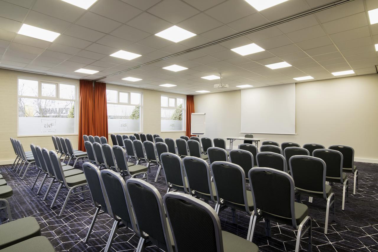 Ibis Rotterdam Hotel 3*