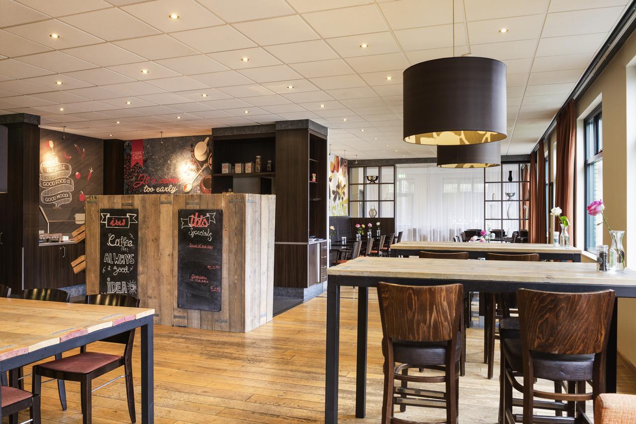 Ibis Rotterdam 3*